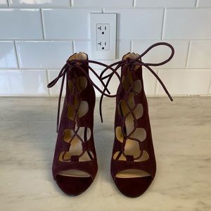 NINE WEST UNCENSORED LACE UP HEELS SIZE 7